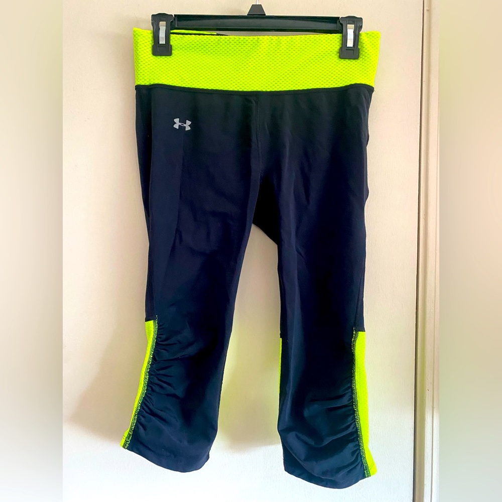 Under Armor cropped leggings